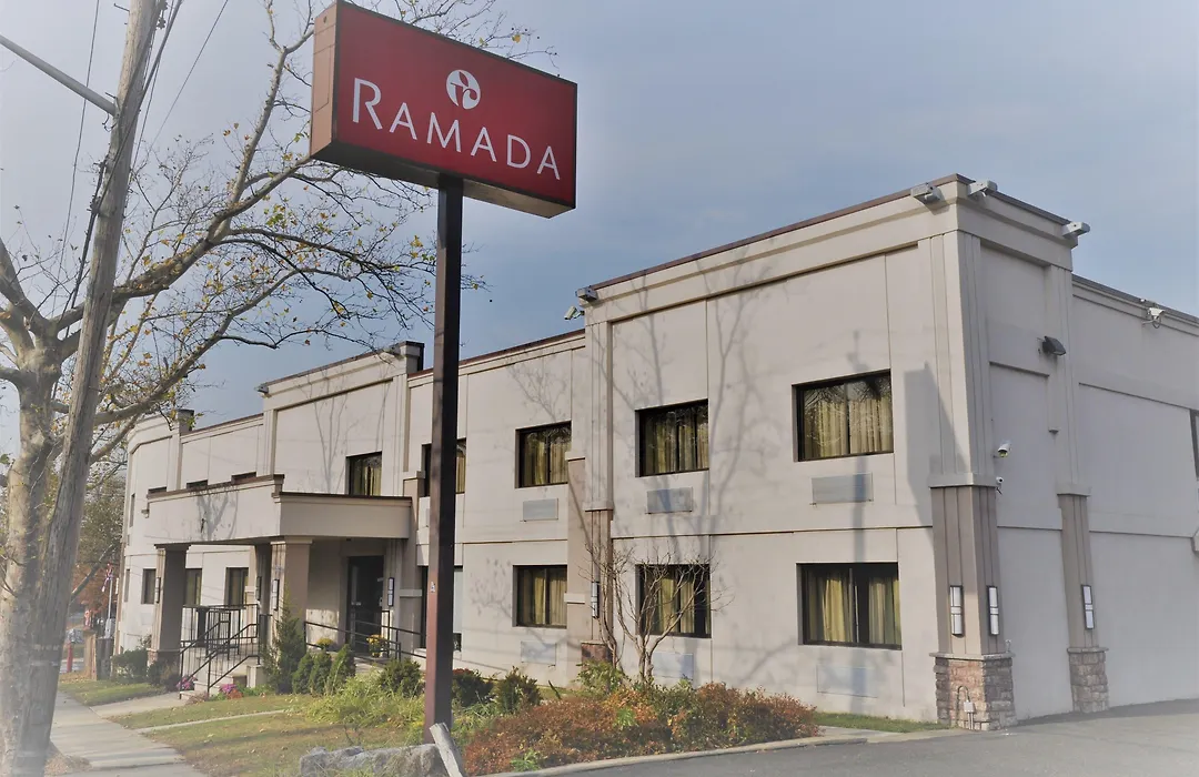 Ramada By Wyndham Staten Island-1